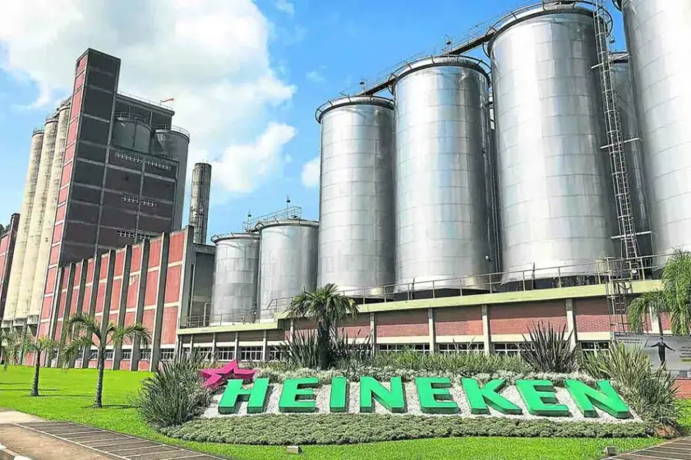 Heineken abre mais de 300 vagas de emprego no Brasil; Vendedora, motorista e mais cargos com salários competitivos / Divulgação 