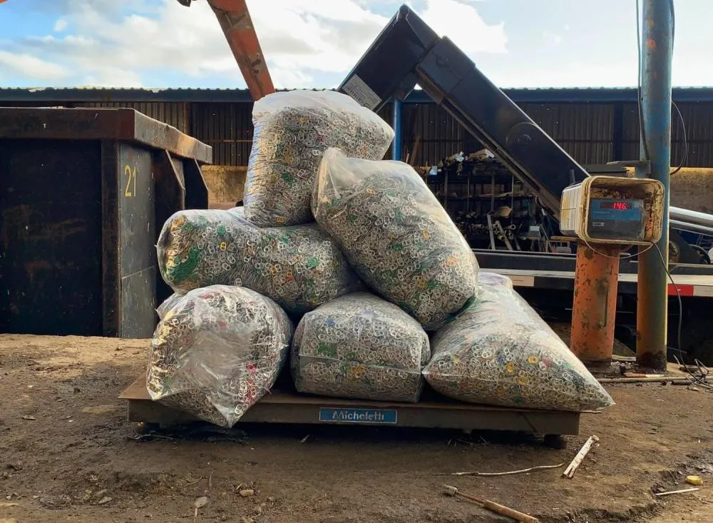 Fundo Social de Registro concretiza primeira venda de lacres de alumínio da campanha Doe Tampas, Salve Patas! / Foto: Divulgação Prefeitura de Registro