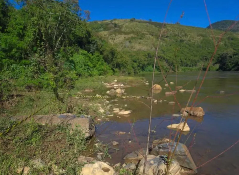 MP aciona autoridades e pede medidas urgentes sobre vazamento de óleo no Rio Ribeira de Iguape no Vale do Ribeira; população em alerta / Foto: Divulgação Prefeitura de Adrianópolis