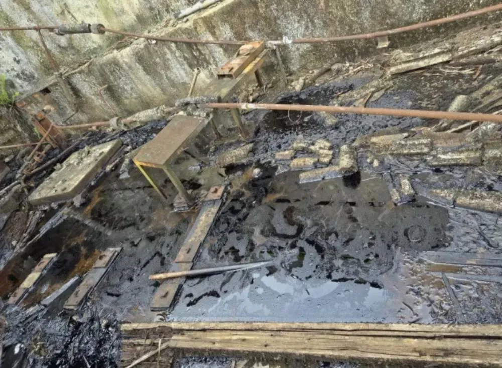 Ibama notifica empresa e exige ações urgentes para conter vazamento de óleo no Rio Ribeira de Iguape, SP 