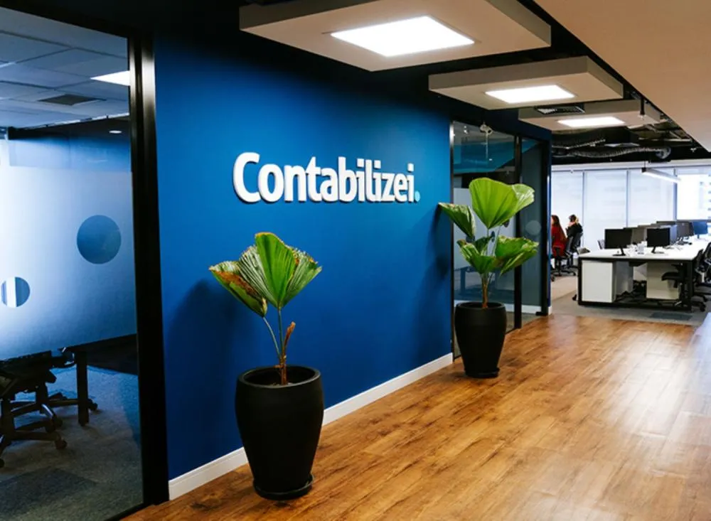 Assistente de Atendimento Home Office: Contabilizei abre vaga 100% remota sem exigência de nível mínimo de escolaridade e com pacote completo de benefícios / Foto: Divulgação